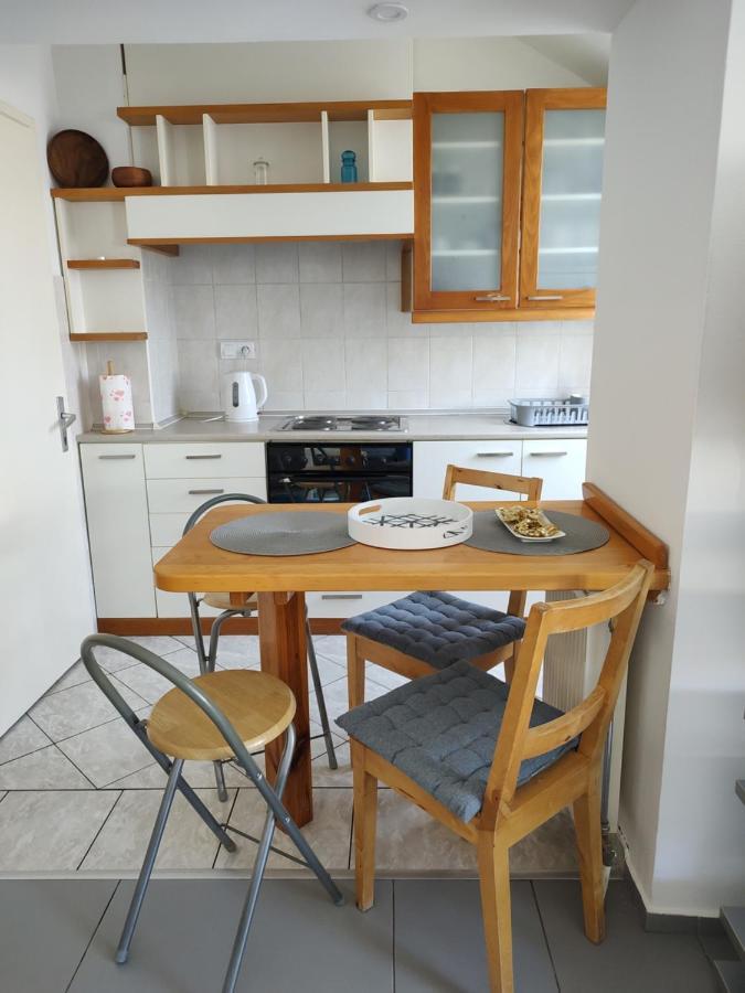 Twowheels Apartment - Apartment With Bicycles Novi Sad Extérieur photo