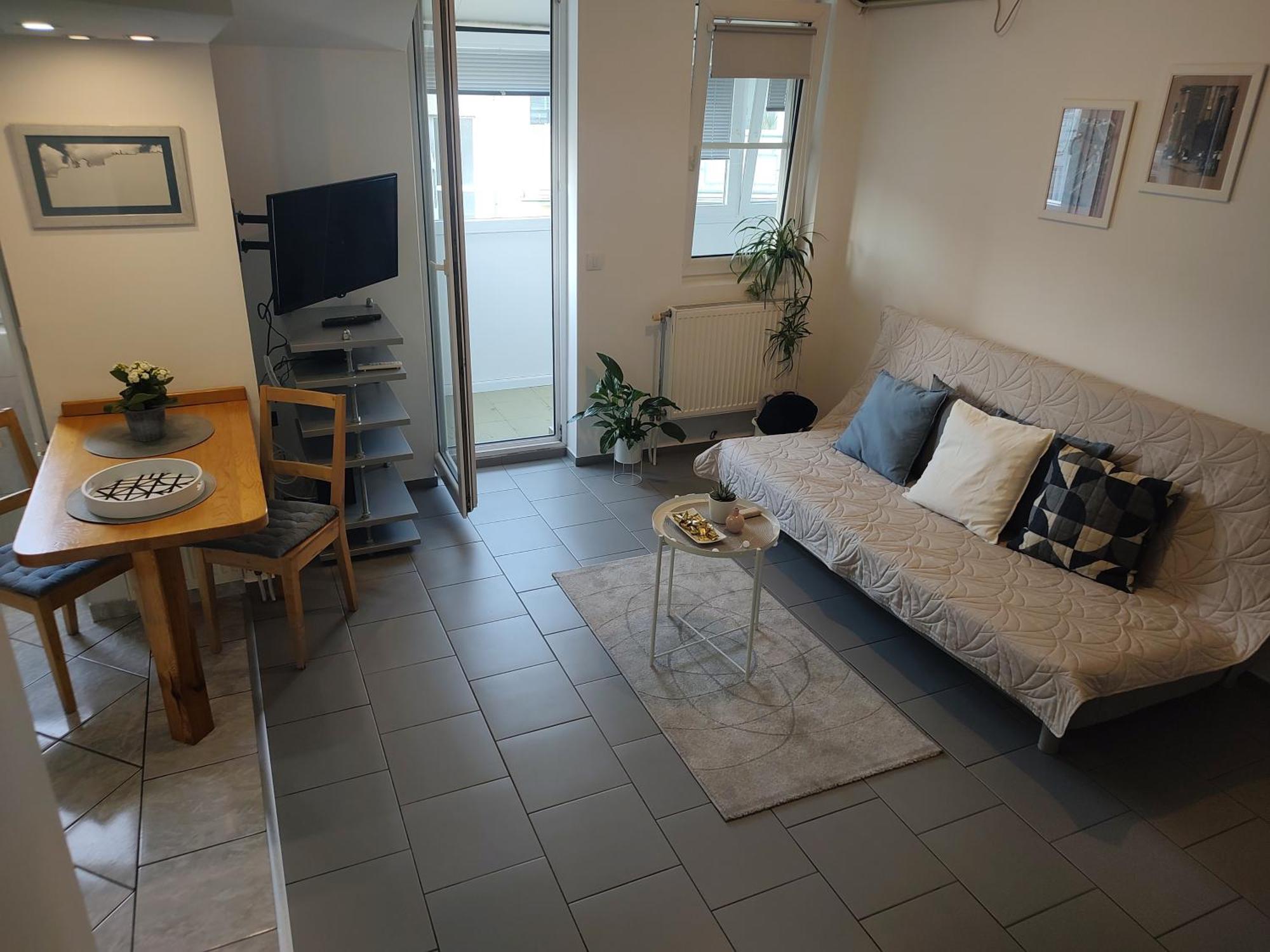 Twowheels Apartment - Apartment With Bicycles Novi Sad Extérieur photo
